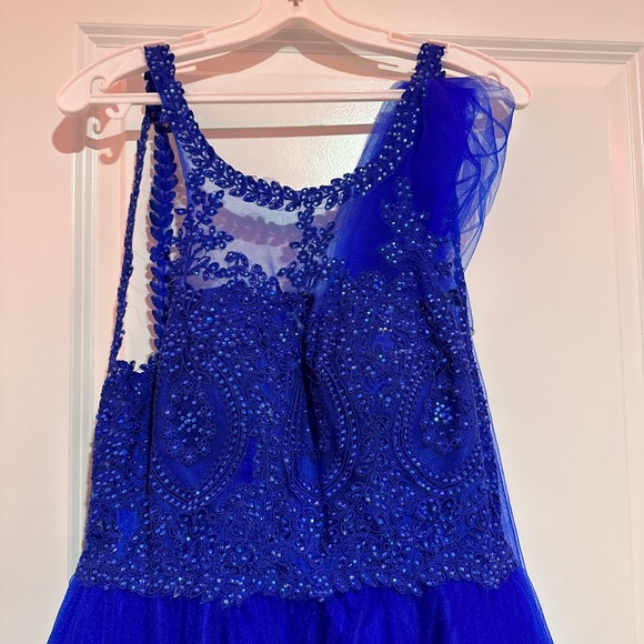 Wanting to give to someone who needs it - Picture 3 of 4